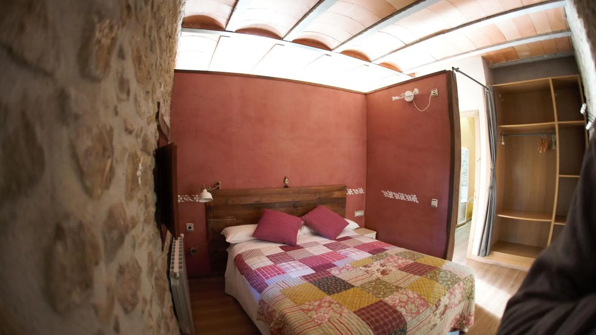 La Cabana Mieres  0*, Mieres (Girona) Spain